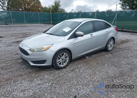 2016 Ford Focus Se z USA, uszkodzony, nr VIN 1FADP3F25GL378854